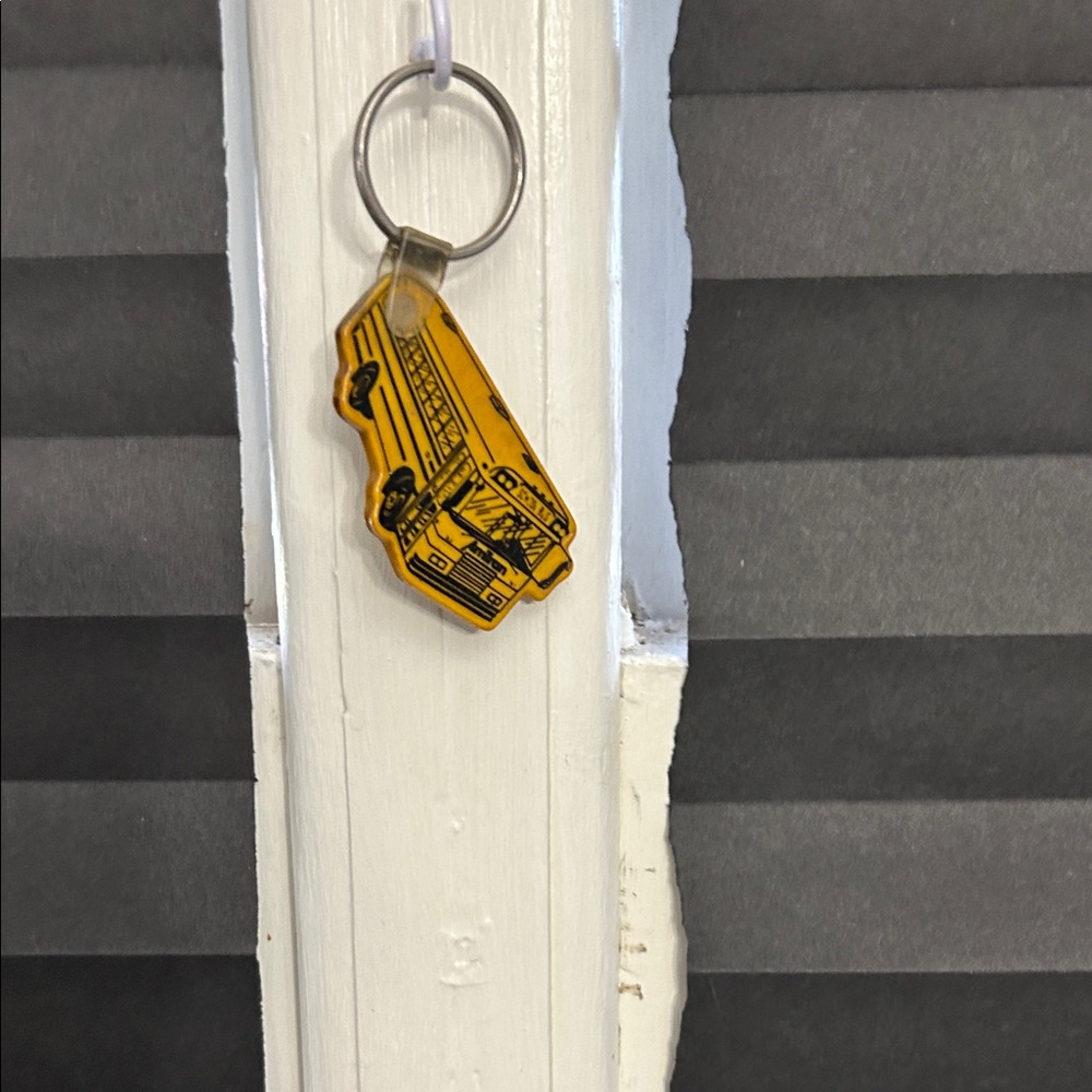 Yellow Key Holder Set - Picture 5 of 9